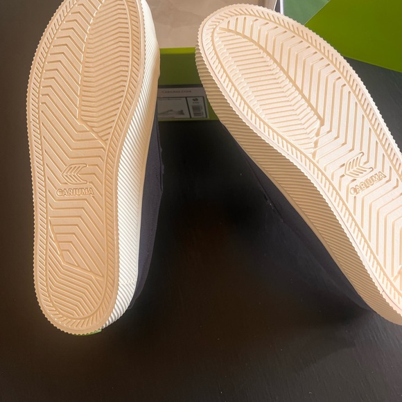 Cariuma canvas OCA sneaker. Never Worn!  Shadow Blue. Size 8 - Picture 2 of 5